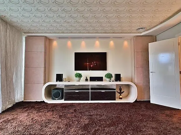 House with water views and a private BBQ — photo 47