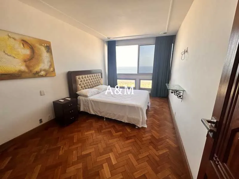 Apartamento mobiliado com 4 quartos e 5 banheiros — photo 4