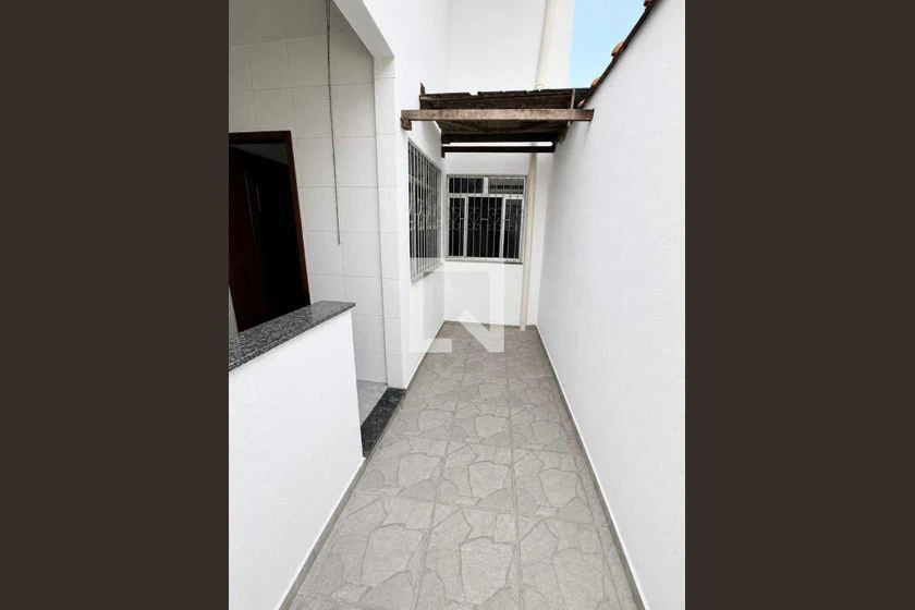 House with 5 bedrooms, en-suite and 3 parking spots — photo 13