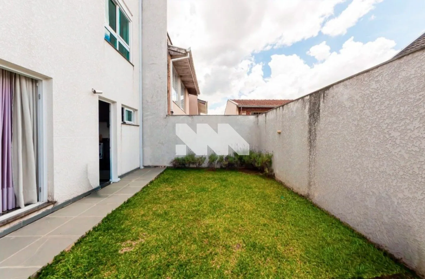 House with 3 en-suite bedrooms and 5 baths, 350 m² — photo 24