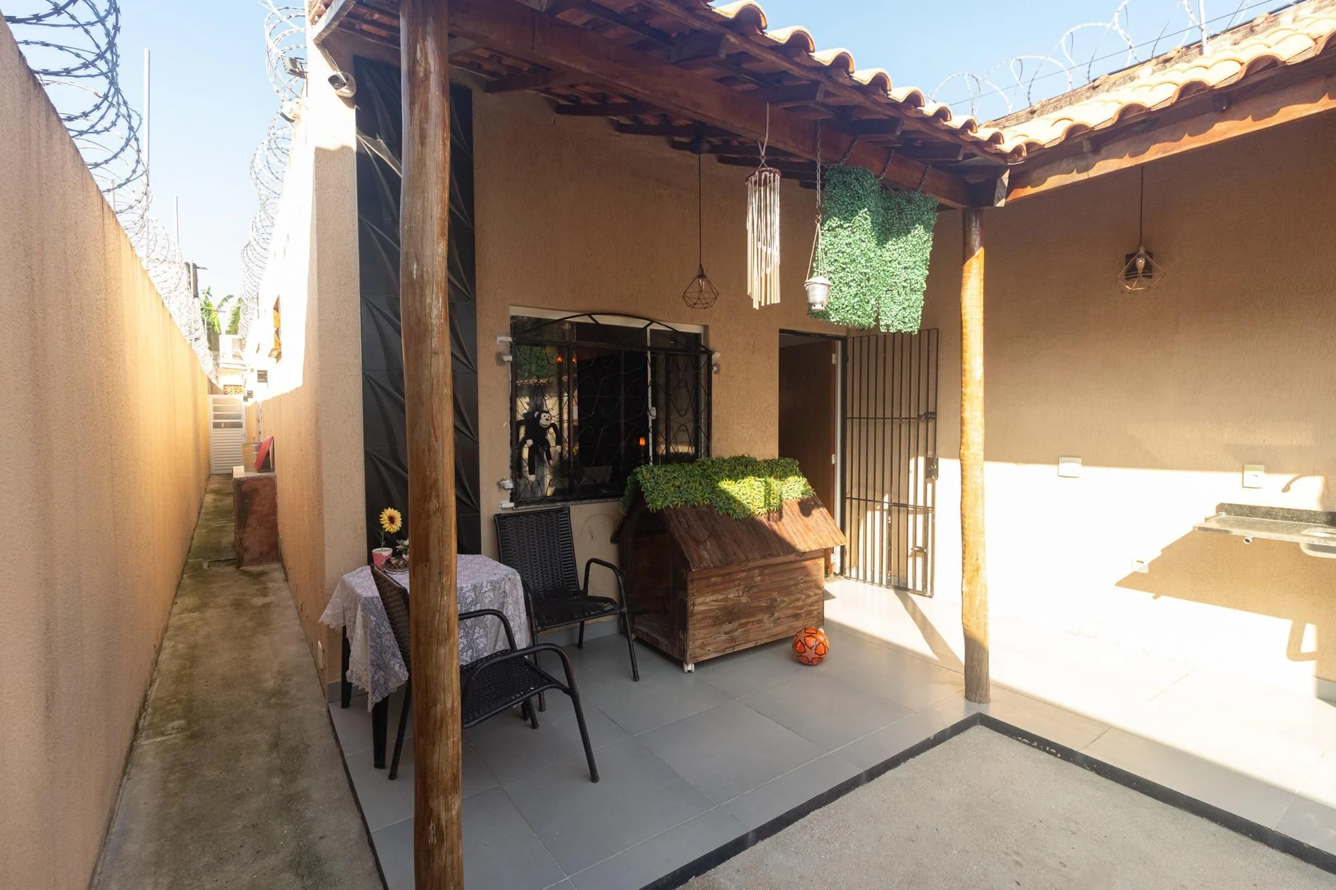 Furnished house with 2 bedrooms, garden and balcony — photo 26