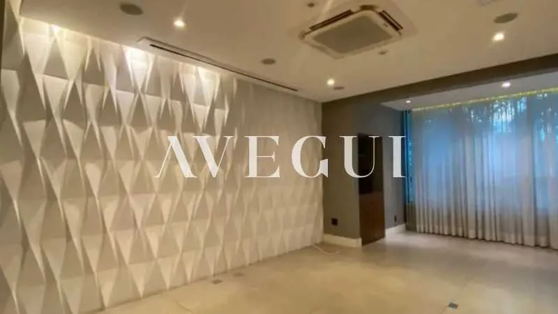 Unfurnished apartment with 4 bedrooms and 5 bathrooms — photo 14