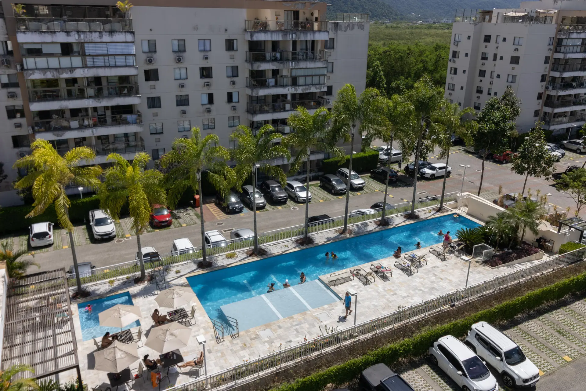 Apartamento mobiliado com 3 quartos e varanda e churrasqueira — photo 22