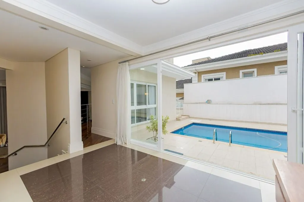 House with 4 en-suite bedrooms and private BBQ — photo 21