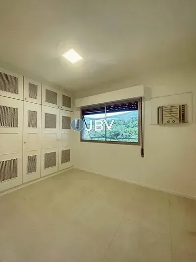 Rental apartment with 3 bedrooms and 3 bathrooms — photo 5