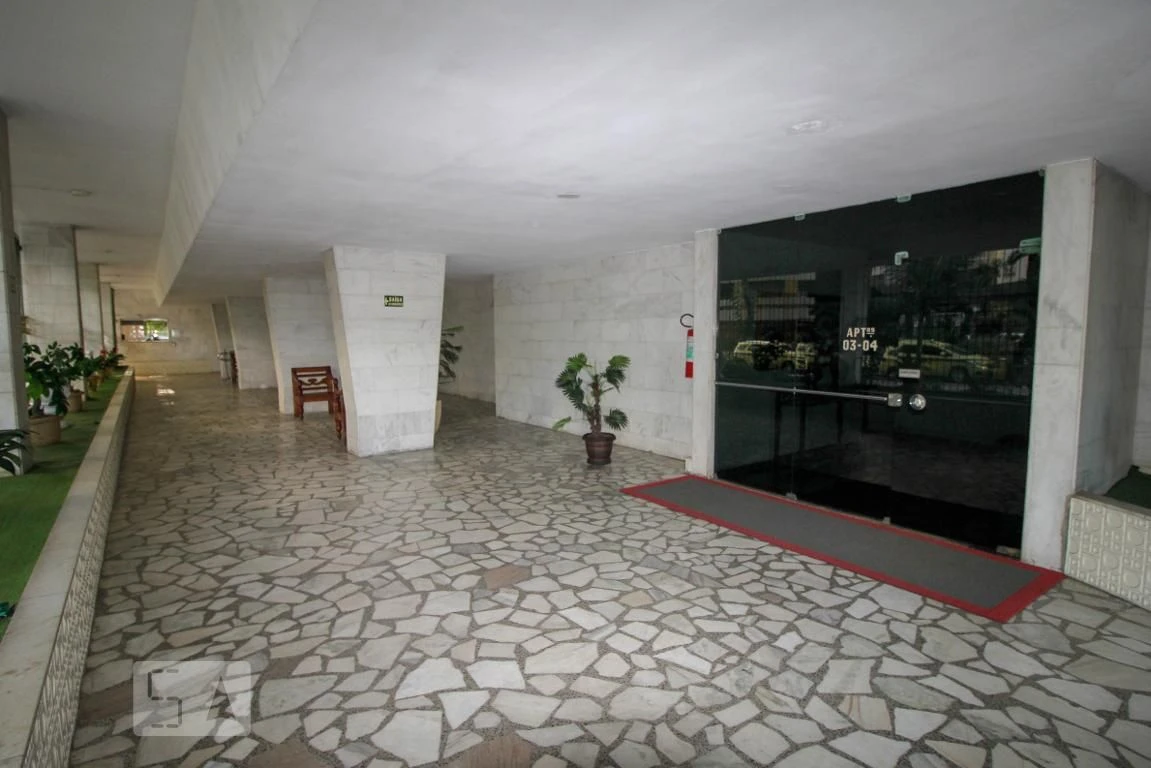 3-bedroom apartment with a home office — photo 22