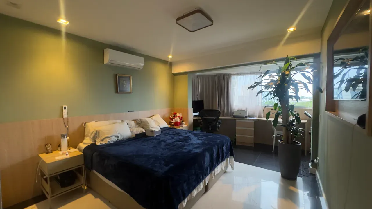 4-bedroom apartment with open-plan kitchen — photo 15