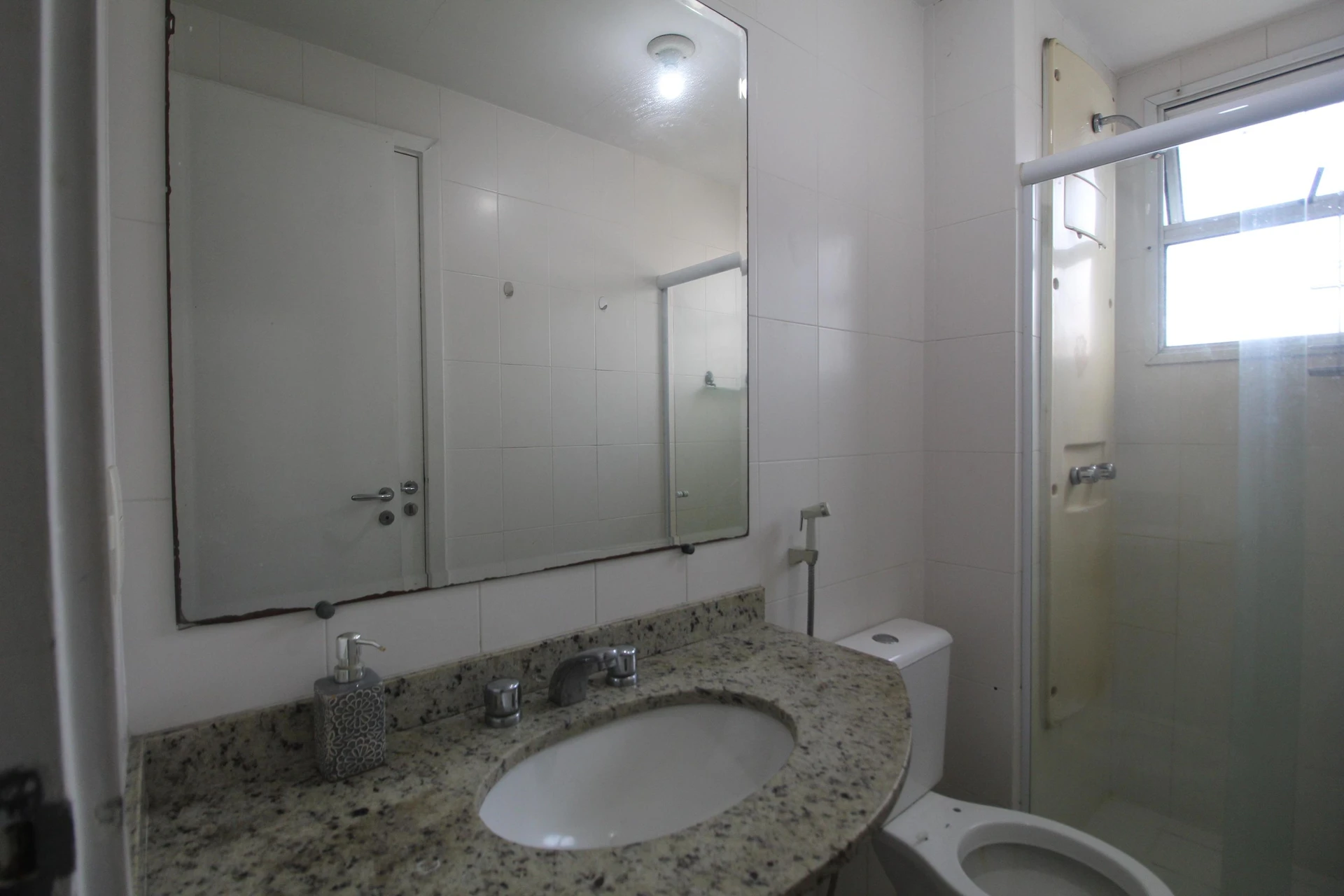 Furnished apartment, 80 m², with a washing machine — photo 44