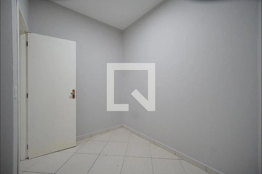 Unfurnished 2-bedroom apartment with 1 parking space — photo 7