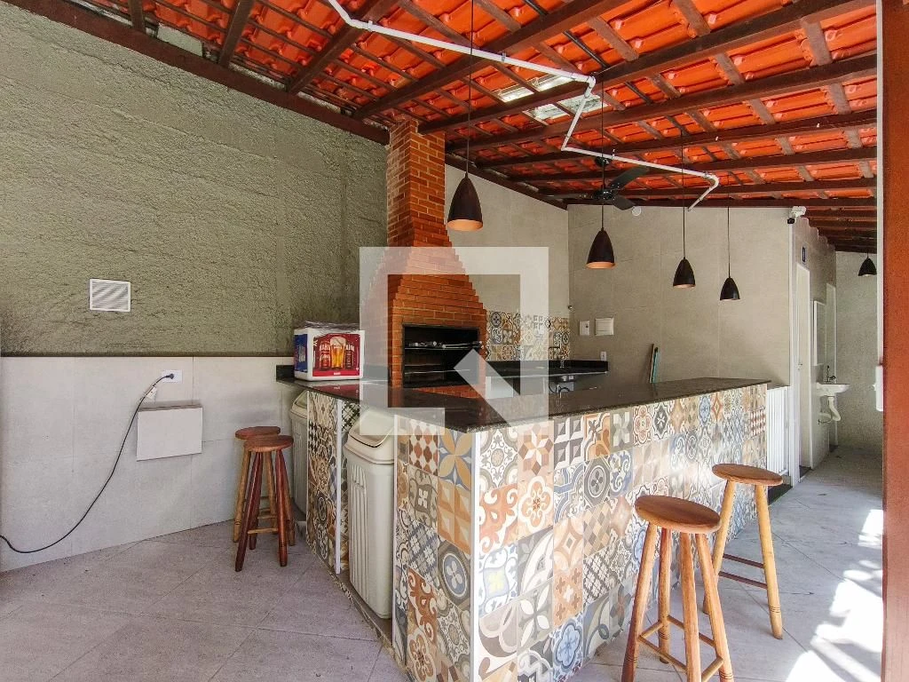 Furnished 4-bedroom apartment with balcony — photo 116