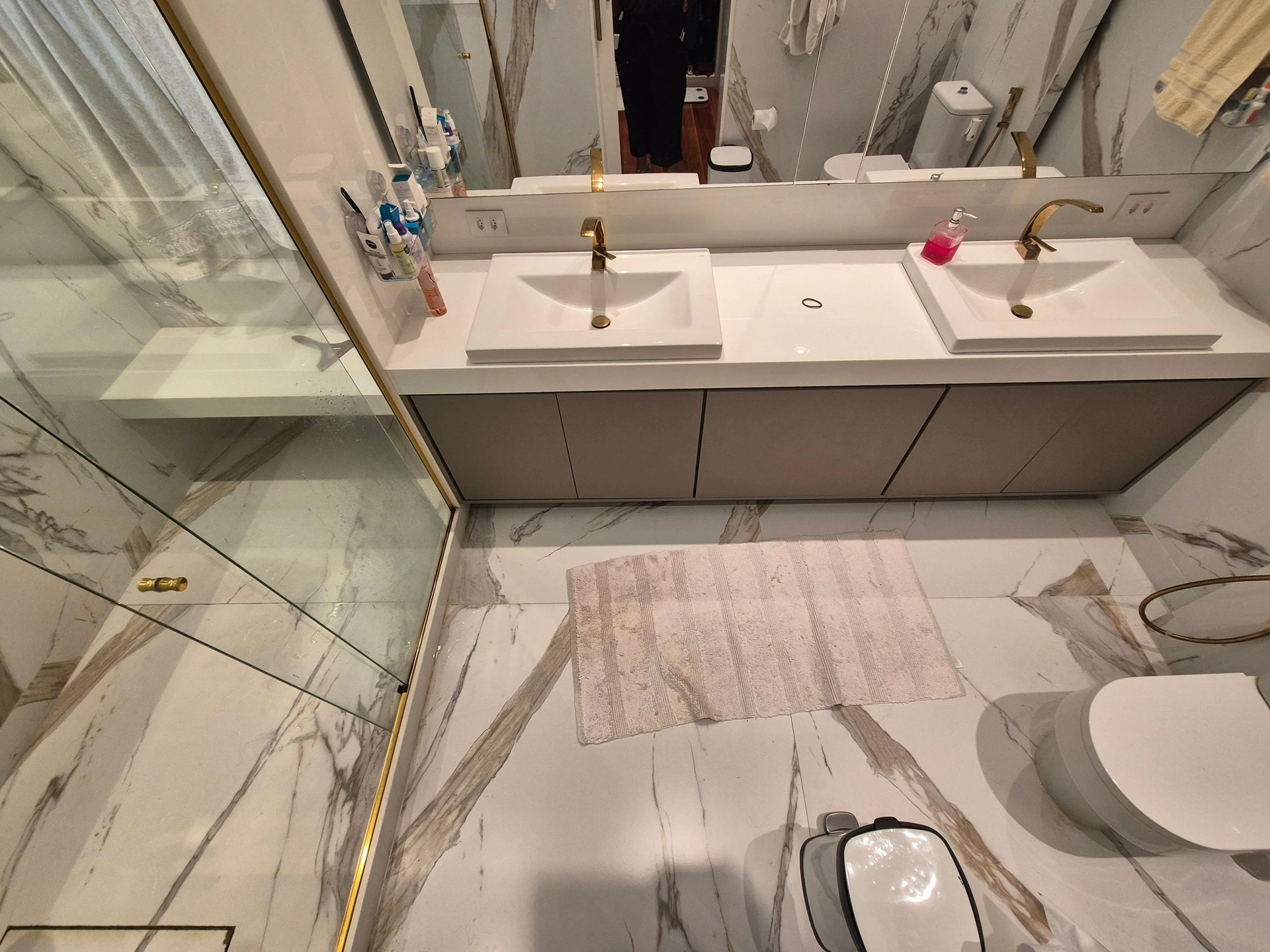 Casa de 373 m² com piscina privativa e lava-louças — photo 3