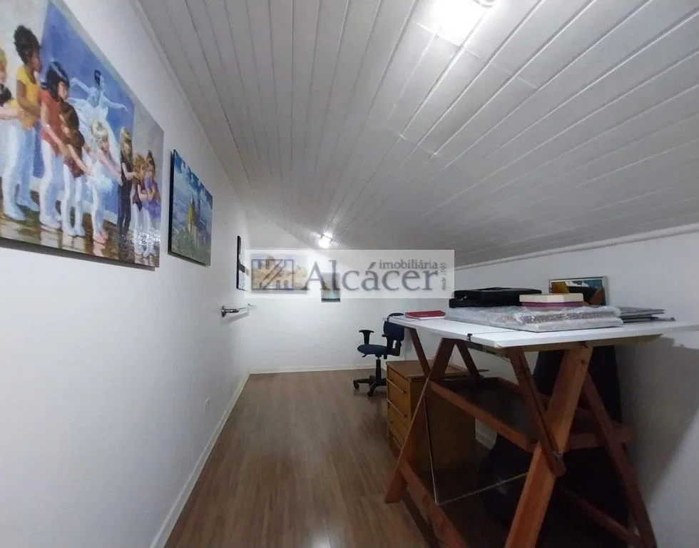 3-bedroom apartment in a building with a gym — photo 13