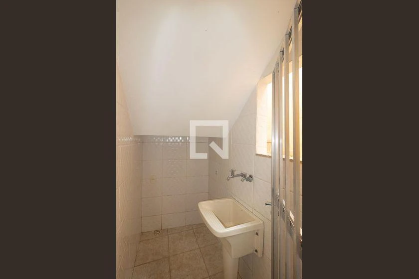 2-bedroom apartment with a mountain view in Rio de Janeiro — photo 15
