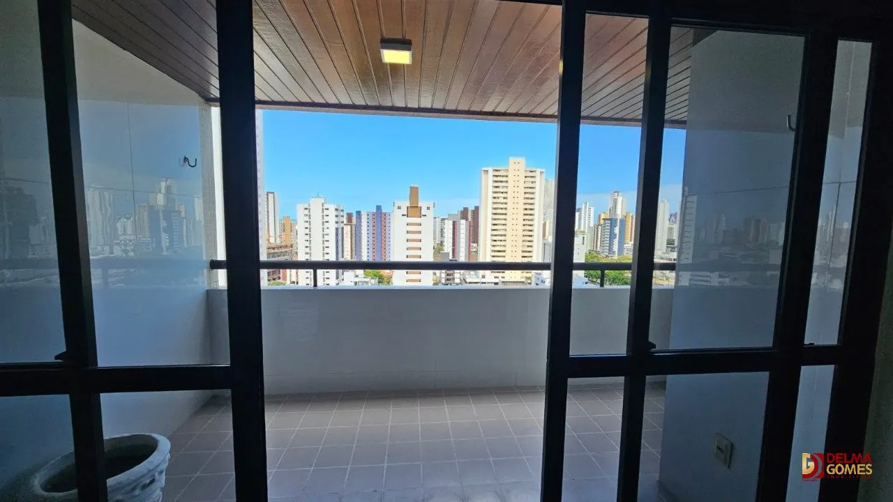 3-bedroom apartment, 1 with its own bathroom, 128 m² — photo 16