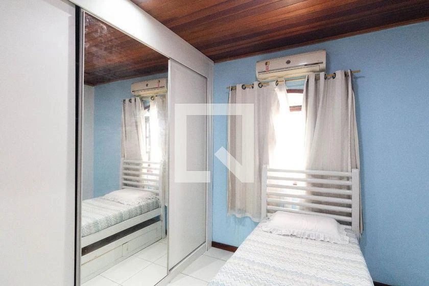 Casa de 5 quartos com espaço de home office — photo 23