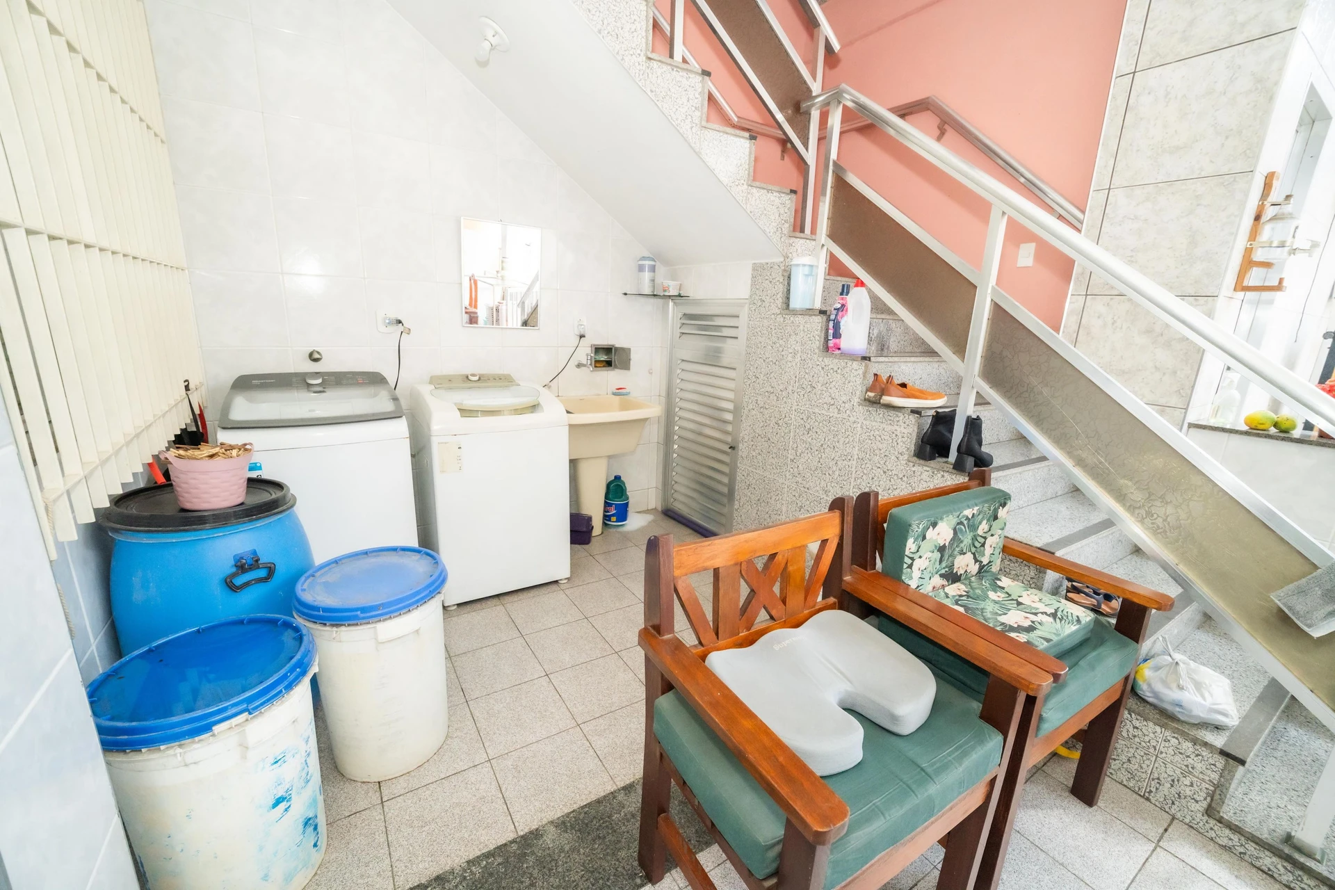 Furnished house, 449 m², with a jacuzzi — photo 118