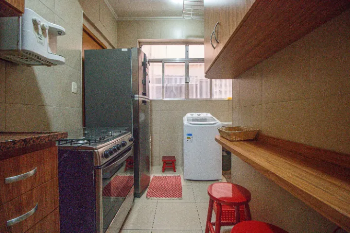 Furnished 2-bedroom apartment with a closed kitchen — photo 20