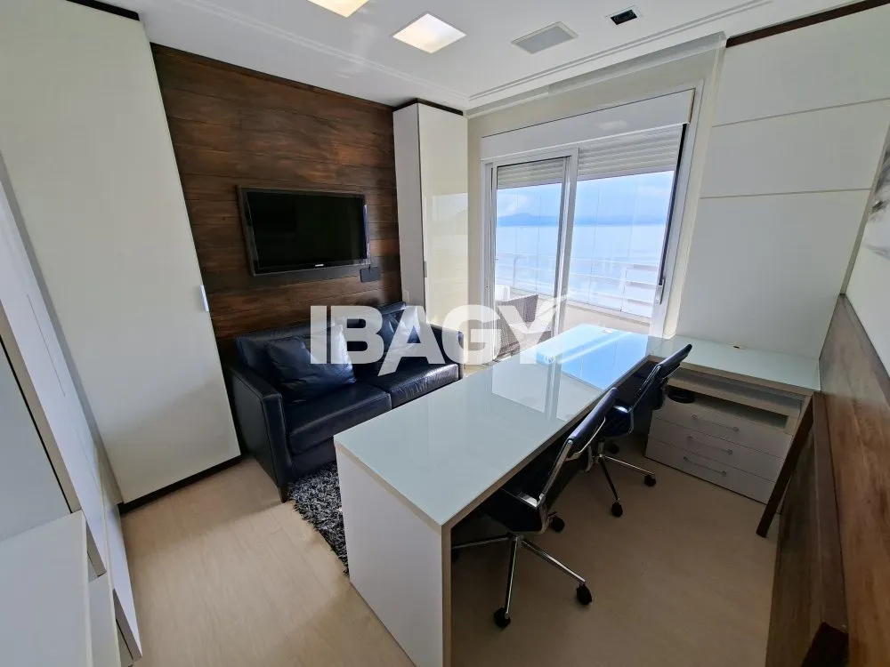 Apartamento amueblado de 4 dormitorios con 2 plazas — photo 28
