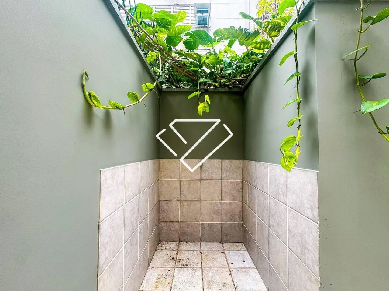 Ванна та 3 спальні: квартира 101 м² — photo 27