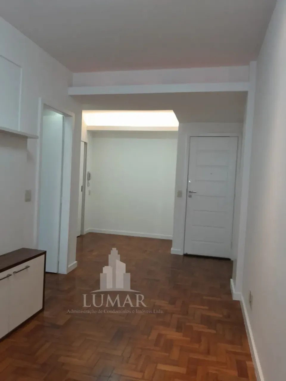Apartamento sem mobília reformado com 2 quartos e vaga — photo 15