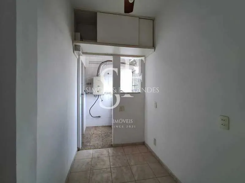 Unfurnished apartment with 3 bedrooms and 2 parking spots — photo 10