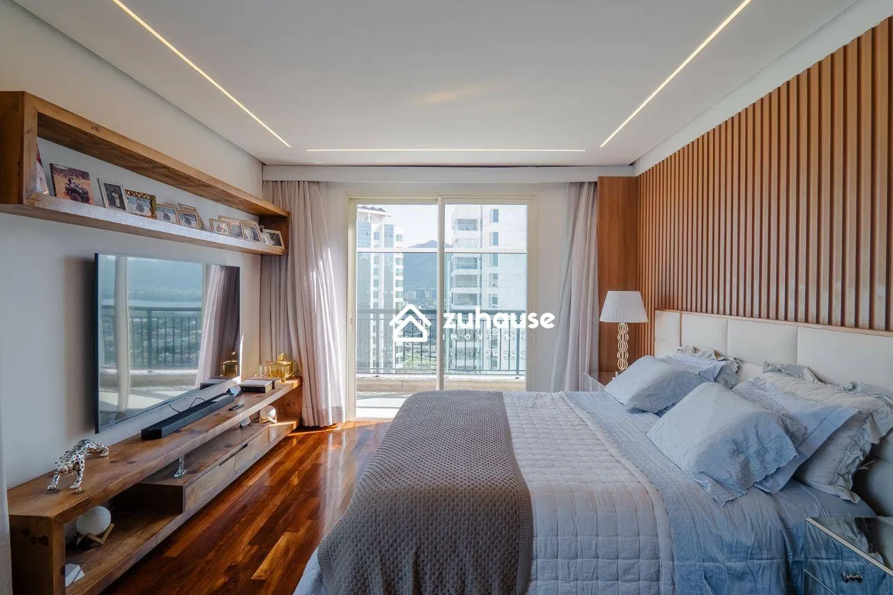 Penthouse with 4 suites and 600 m² in great condition — photo 4