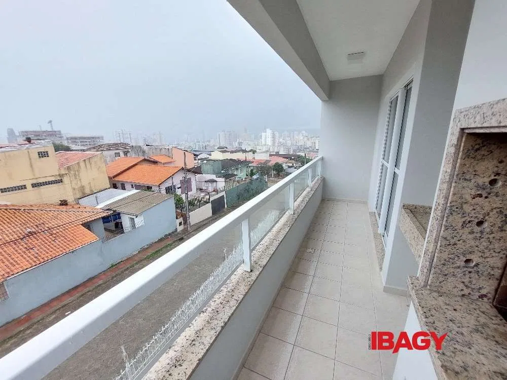 Apartment, 64 m², with a private BBQ — photo 3