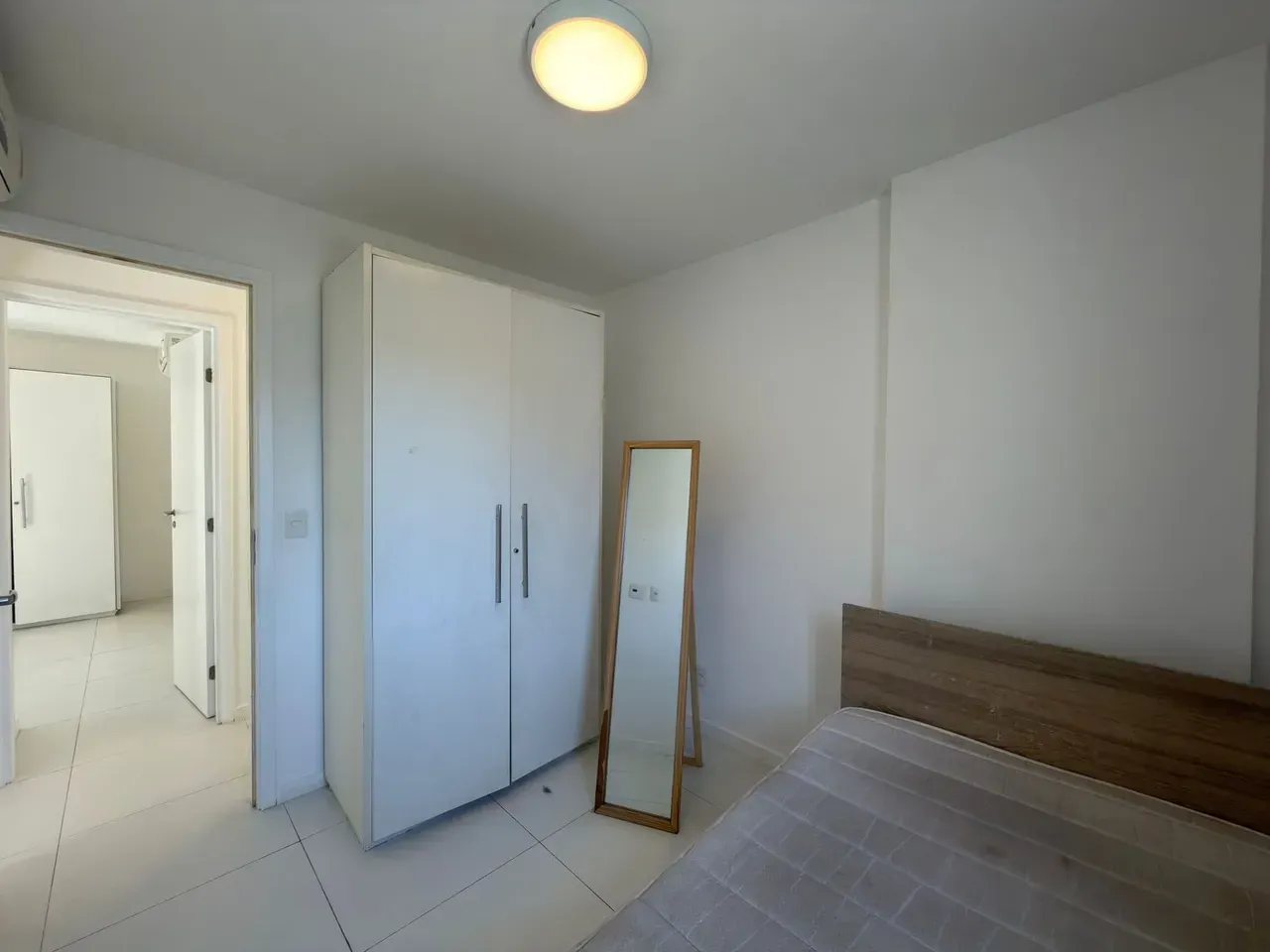 Furnished 3-bedroom apartment with 2 bathrooms and parking — photo 13