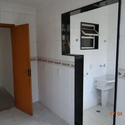 3-bedroom apartment, 1 with its own bathroom, 97 m² — photo 20