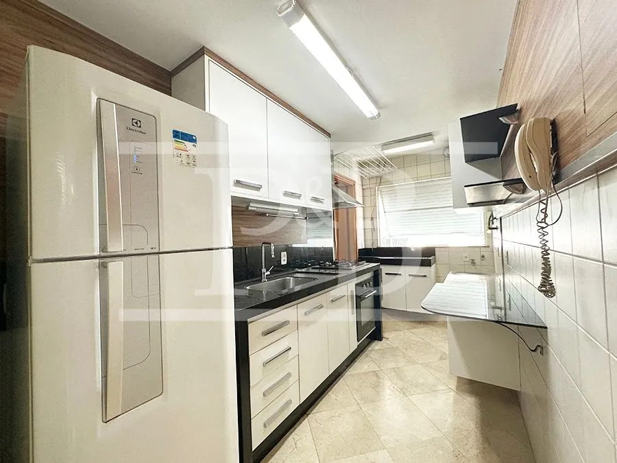 2-bedroom apartment with gas kitchen and 1 parking spot — photo 2