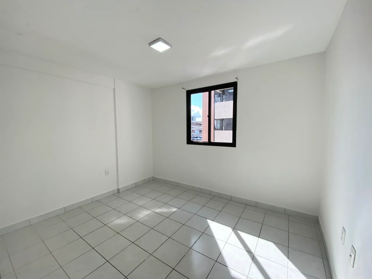 3-bedroom apartment with a private BBQ spot — photo 10