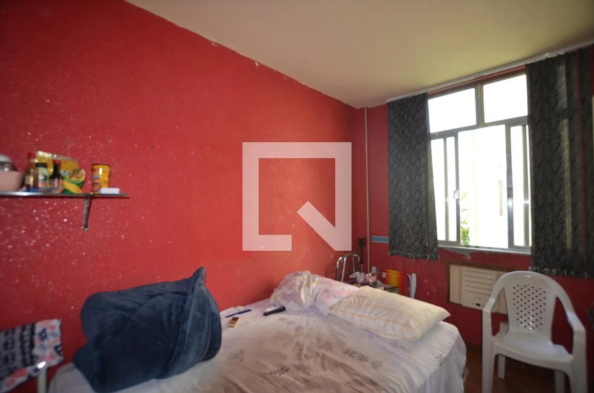 Furnished 2-bedroom apartment with 1 bathroom — photo 16