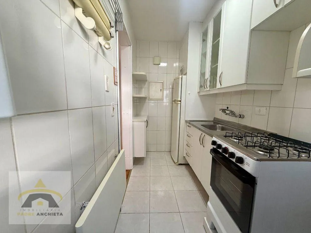Furnished 1-bedroom apartment with a private BBQ area — photo 7