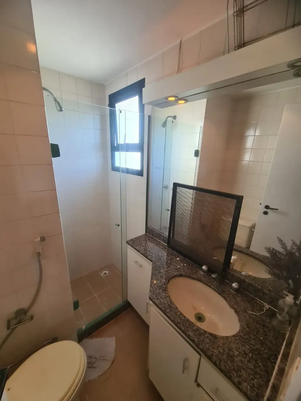 Apartment with 2 bedrooms, 2 bathrooms and a balcony — photo 4