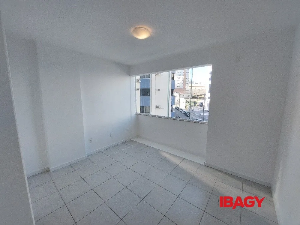 3-bedroom apartment, 1 with its own bathroom, 89 m² — photo 13
