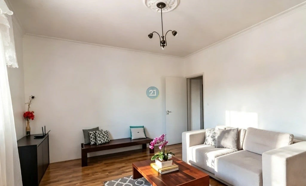 3-bedroom house with 2 en-suite baths, 150 m²