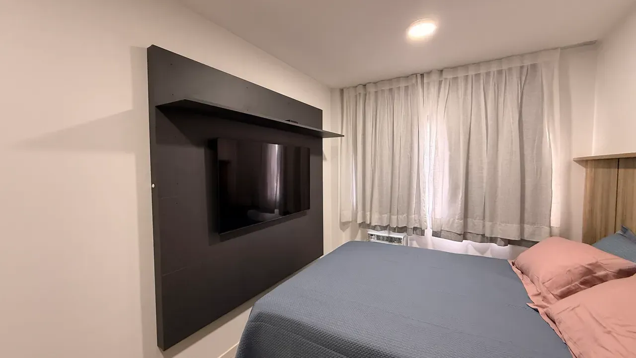 Furnished 2-bedroom, 2-bath apartment with 1 parking spot — photo 21