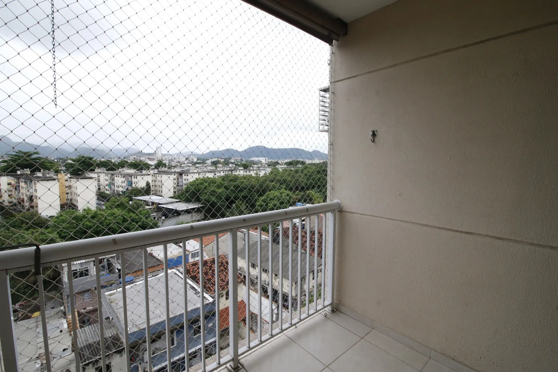2-bedroom apartment in a building with a sauna — photo 25
