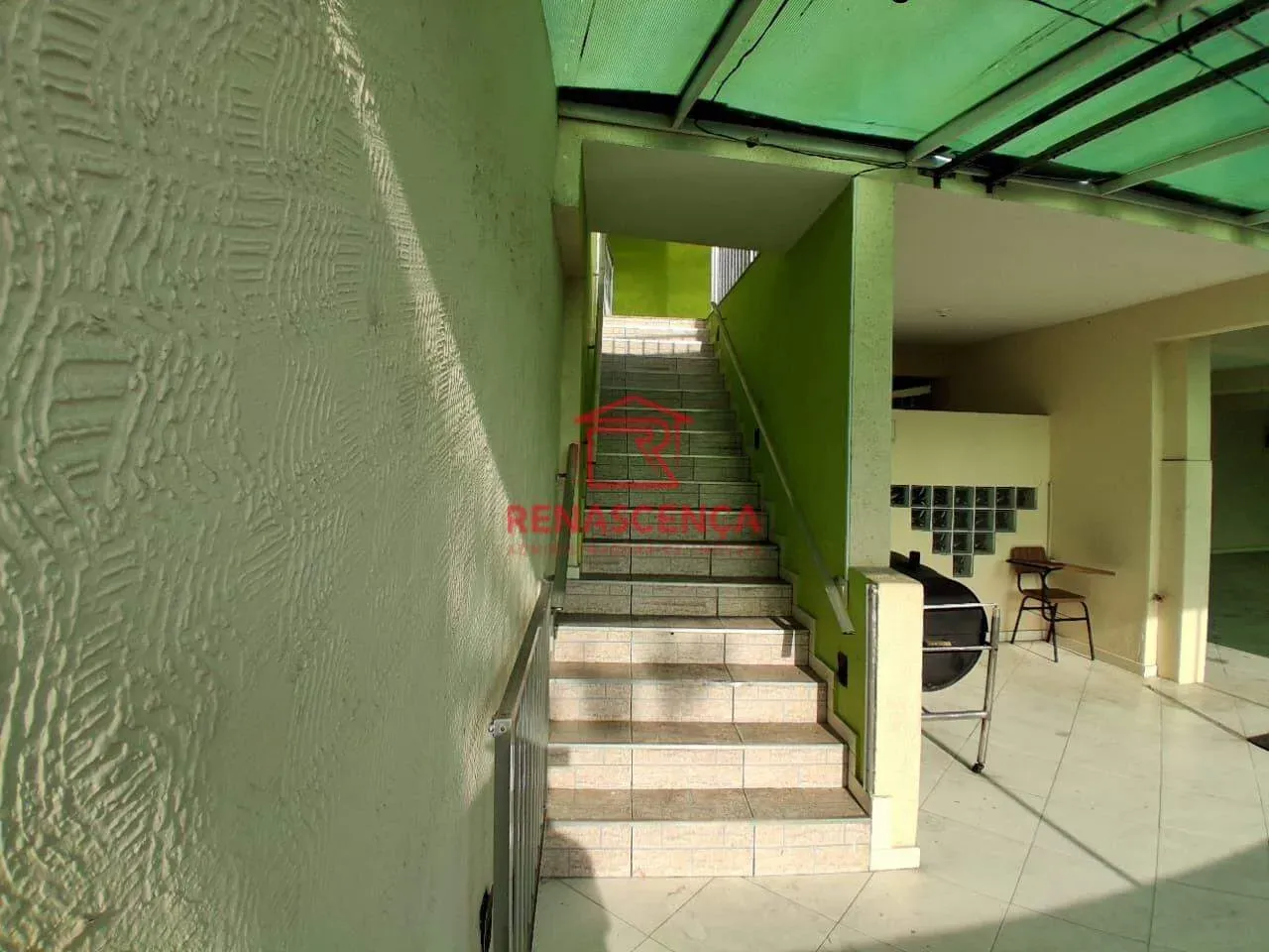 800 m² house with 6 bedrooms and private garden — photo 27