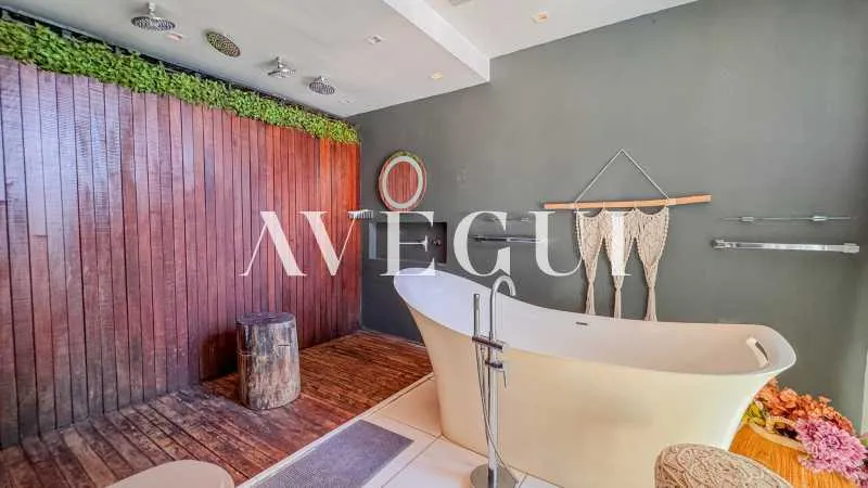 Casa amueblada con 5 dormitorios y 5 baños — photo 27