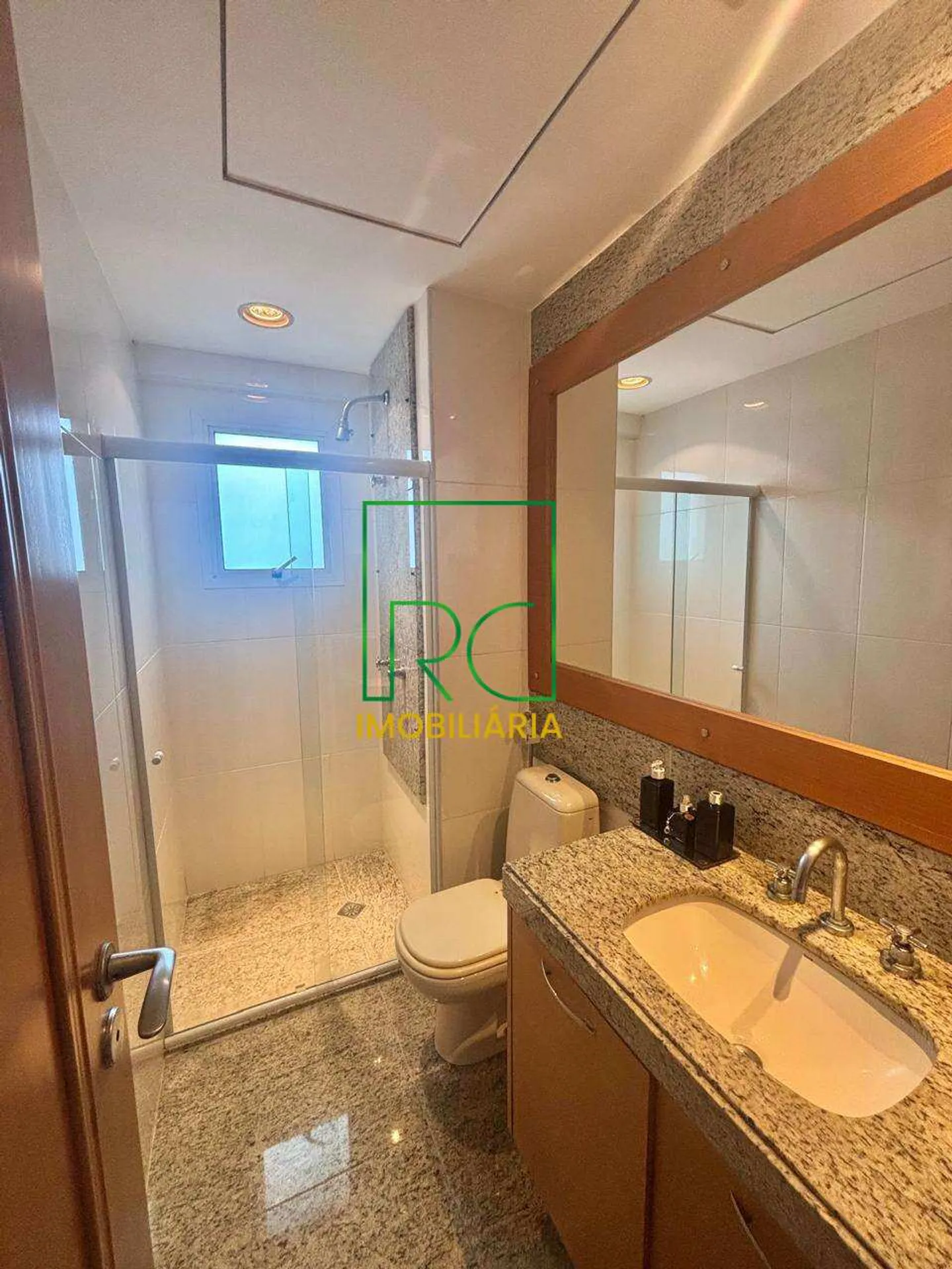 Apartamento com 4 quartos e varanda ampla — photo 29