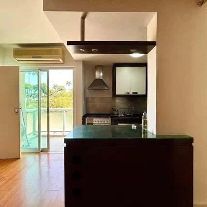Панорамные окна и 2 спальни: квартира 180 м² — photo 2