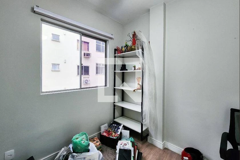 Furnished apartment, 58 m², with a glass-enclosed balcony — photo 3