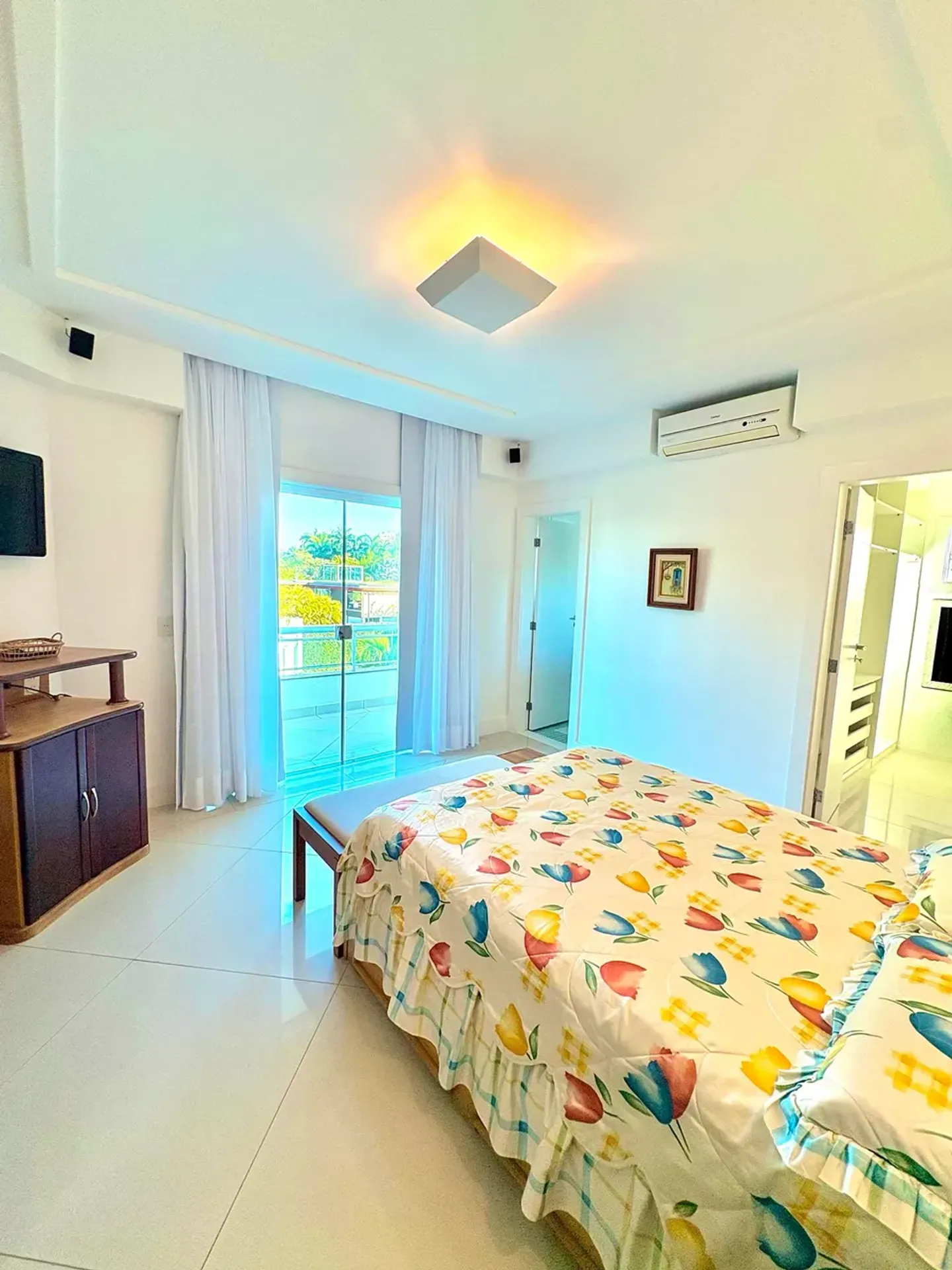 Furnished house with 6 en-suite bedrooms and 9 baths — photo 18