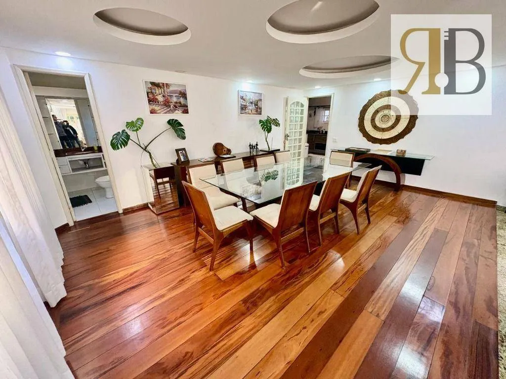 Furnished house with 5 bedrooms and 532 m² — photo 14