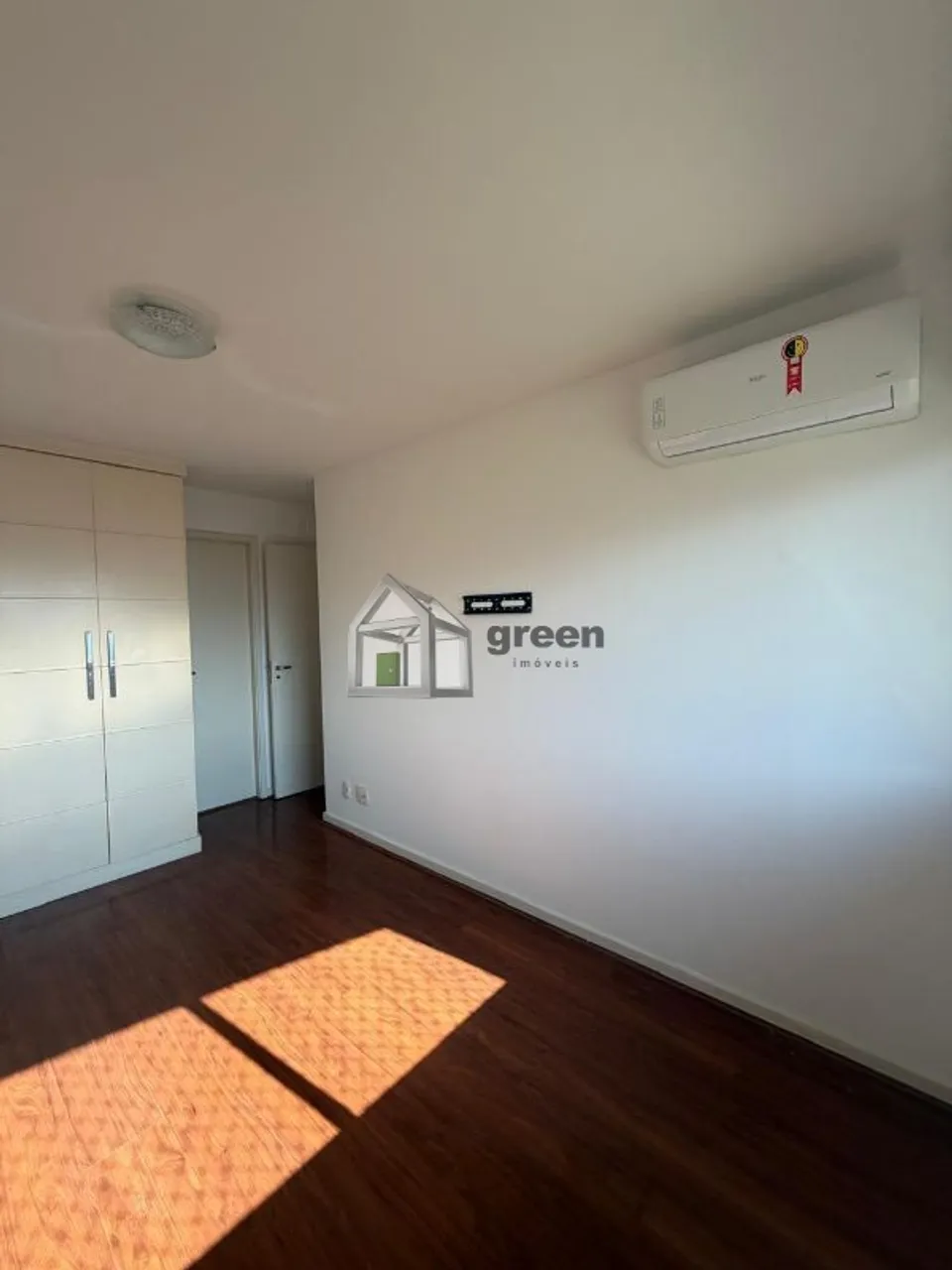 Apartamento com 2 quartos, 3 banheiros e varanda — photo 16