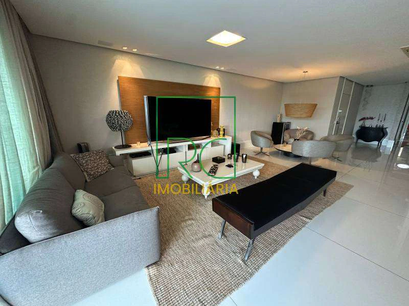 Apartamento de 4 suítes com 390 m² e 3 vagas — photo 7