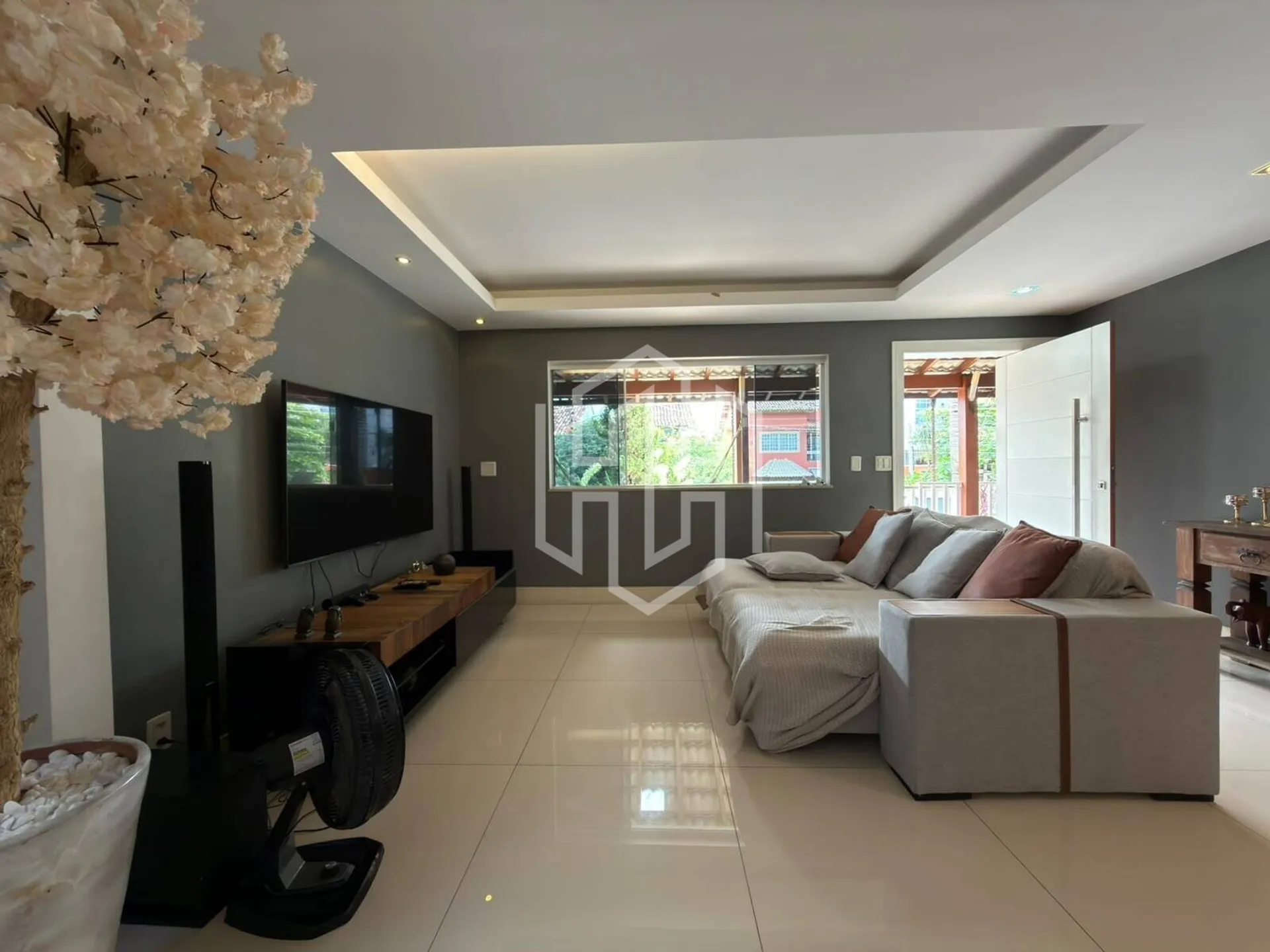 Балкон з грилем та 5 спалень: будинок 450 м² — photo 38