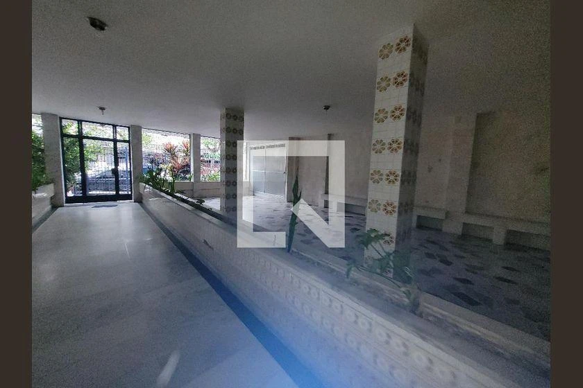3-bedroom apartment with a mountain view — photo 36