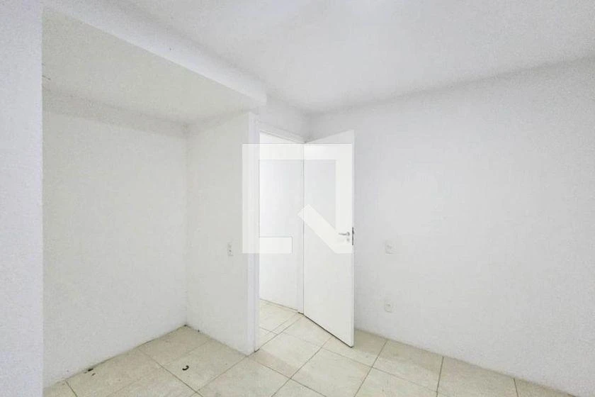2-bedroom apartment in a building with a gym — photo 25